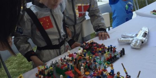 Telling Stories with LEGO in China