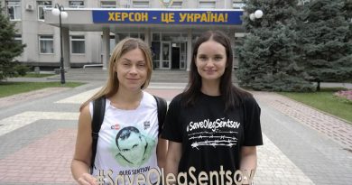 Lisa Oleg Sentsov campaign