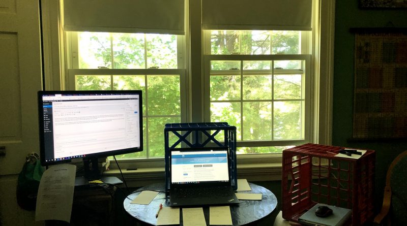 Dan's home office