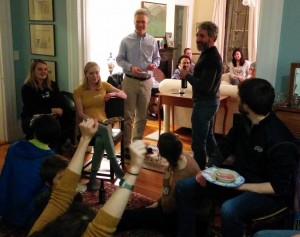 EconoFoodPotluck2016_ParkeSeanAnnouncePrizeForSamHoeffler