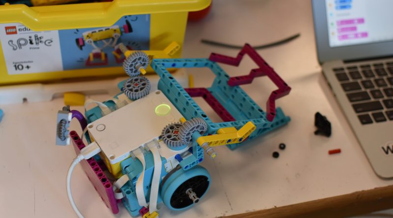 BattleBots and Giant Watermelons: What Playful Learning Looks Like at WMSI Summer Camps
