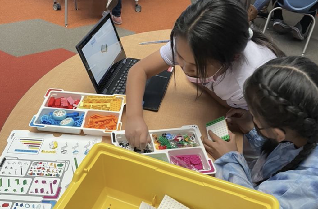 Navajo students building with LEGO