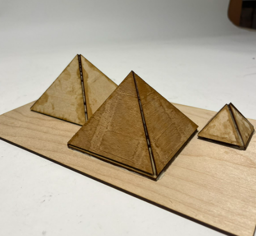 Completed Model of The Pyramids of Giza